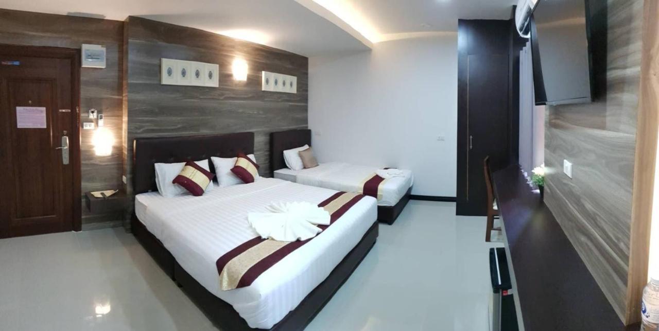 The Room Boutique Hotel Sakon Nakhon Esterno foto