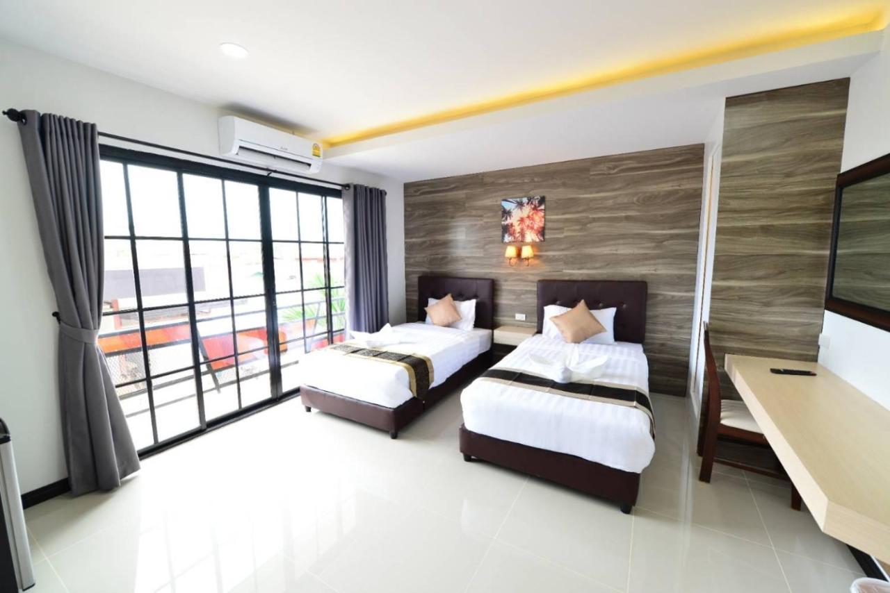 The Room Boutique Hotel Sakon Nakhon Esterno foto