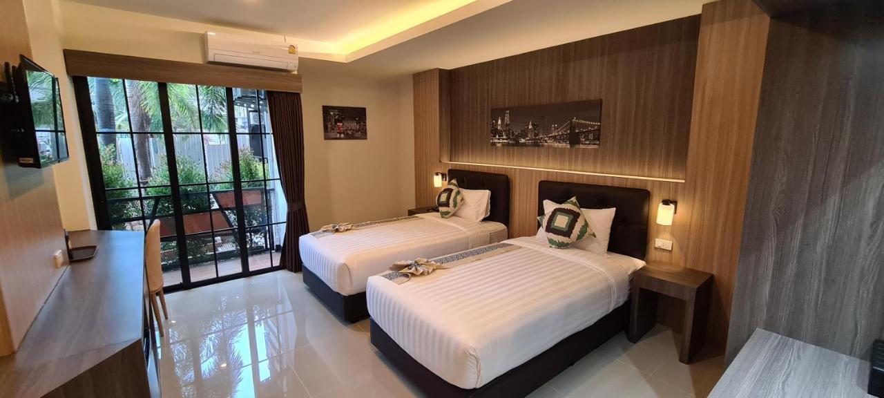 The Room Boutique Hotel Sakon Nakhon Esterno foto