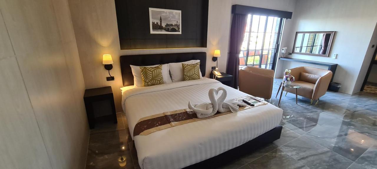 The Room Boutique Hotel Sakon Nakhon Esterno foto