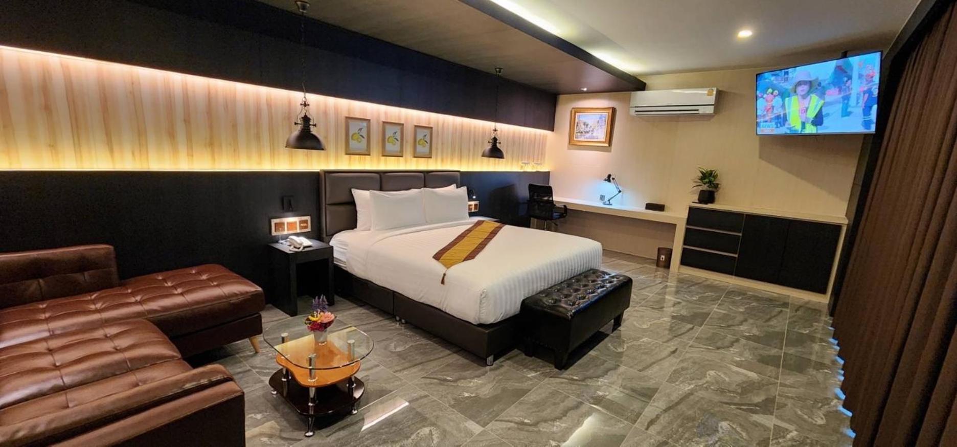The Room Boutique Hotel Sakon Nakhon Esterno foto