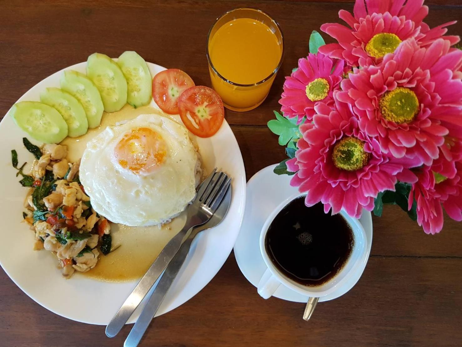 The Room Boutique Hotel Sakon Nakhon Esterno foto